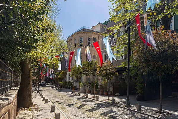 S’immerger dans les quartiers stambouliotes